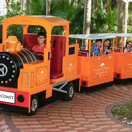 Hong Kong Gold Coast Hotel Esterno foto The Gold Coast Family Train