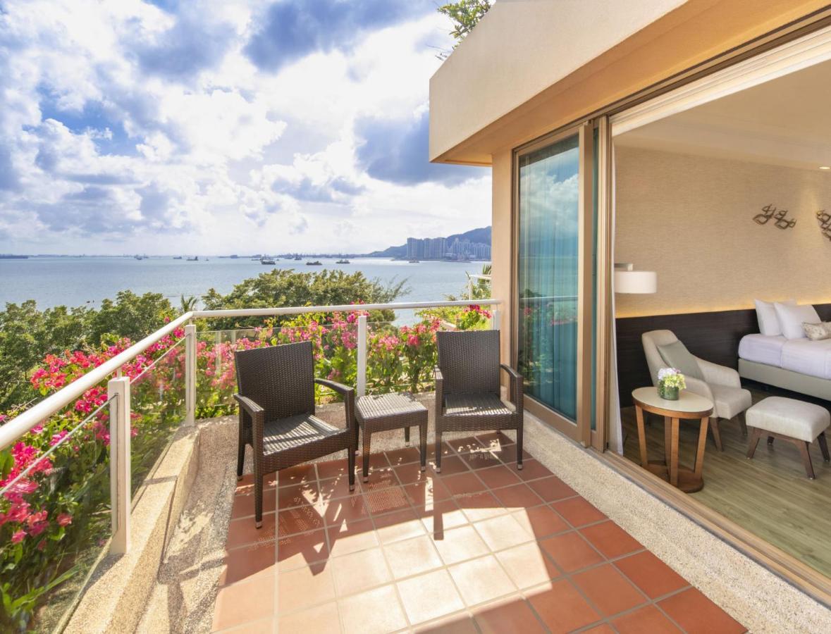 Hong Kong Gold Coast Hotel Esterno foto Deluxe Ocean View Room