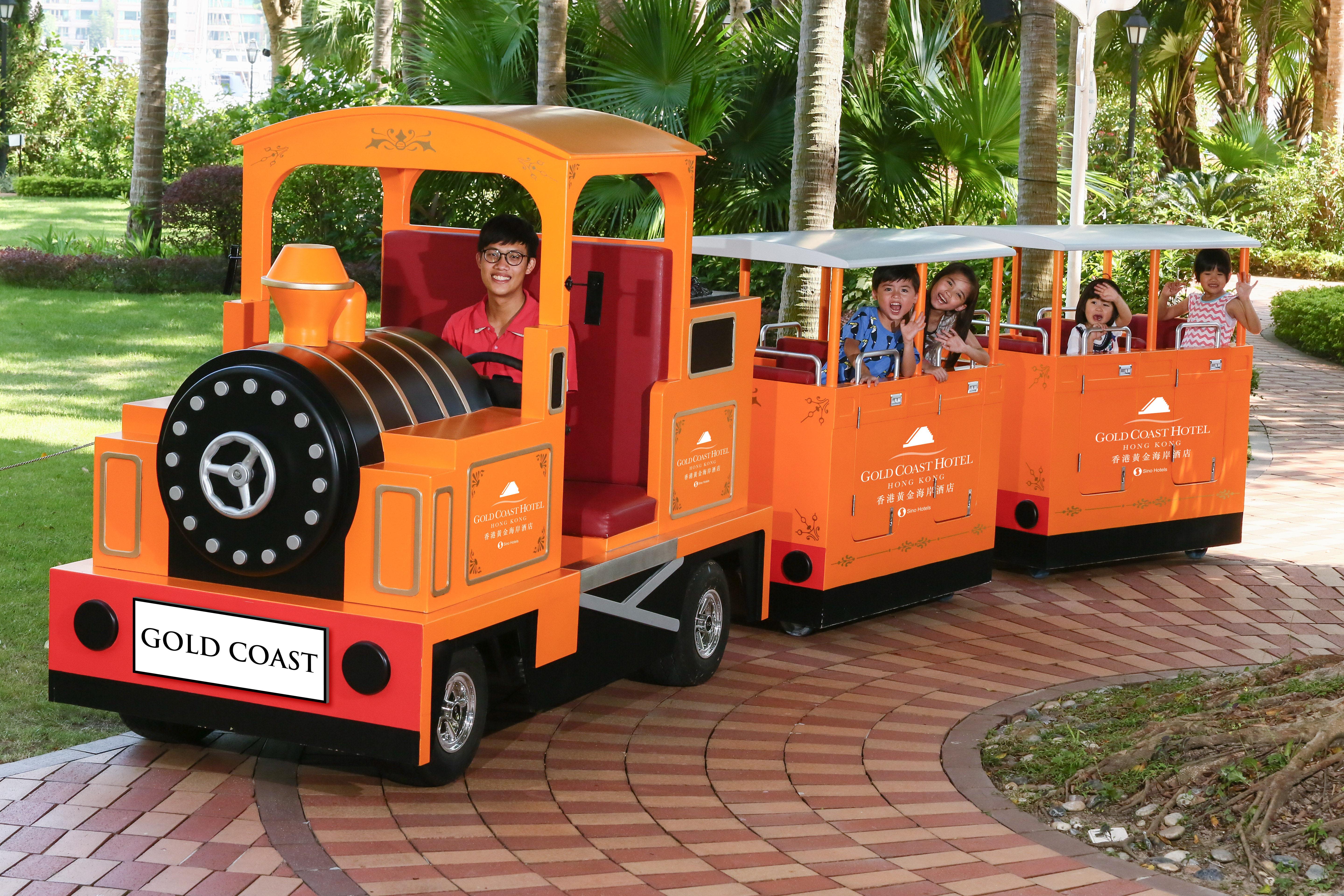 Hong Kong Gold Coast Hotel Esterno foto The Gold Coast Family Train