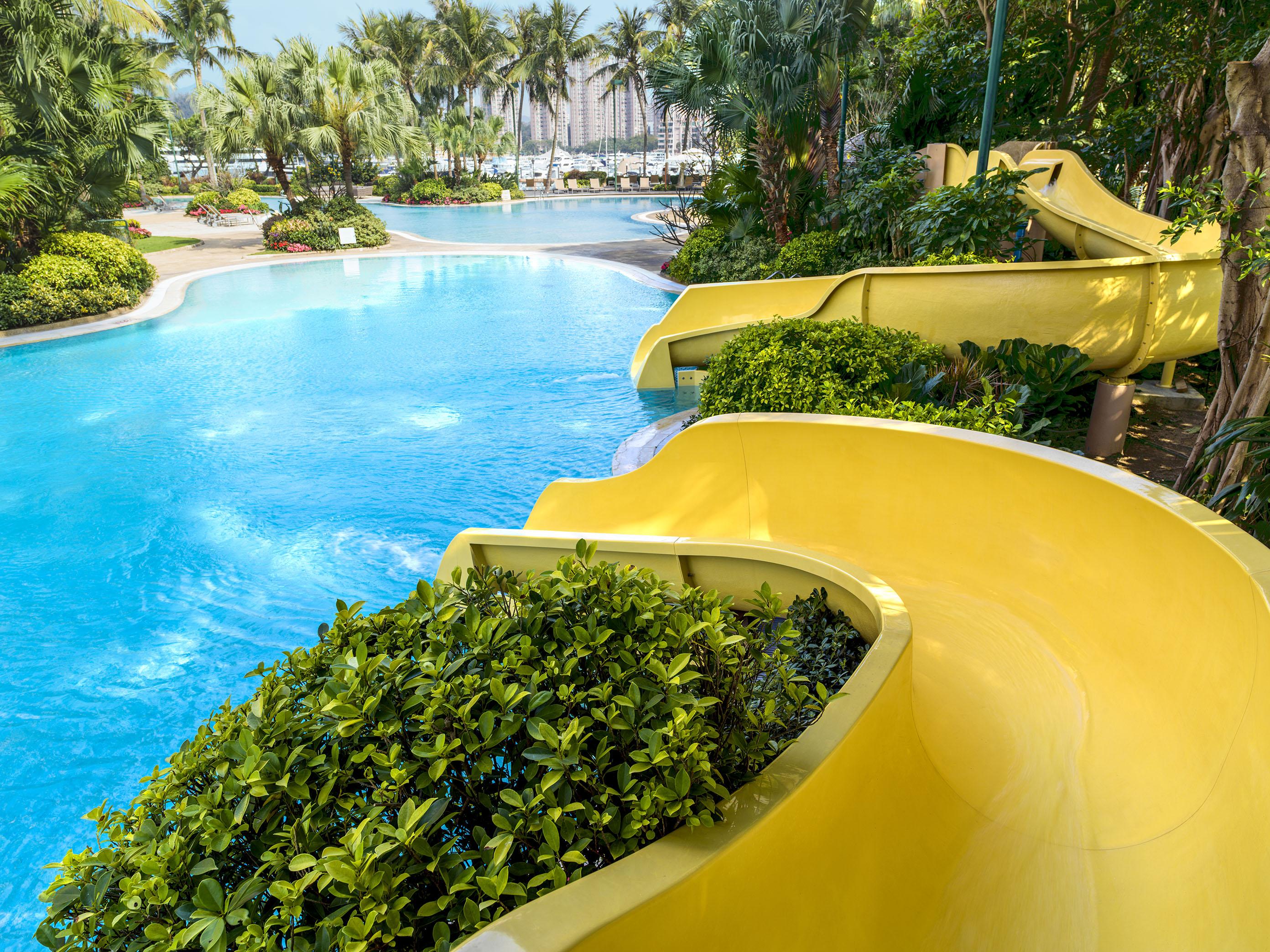 Hong Kong Gold Coast Hotel Esterno foto Water slide